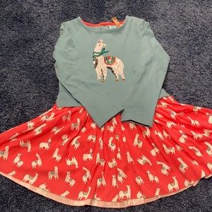 Mini Biden Llama dress. Size 5-6. Used but in very good condition